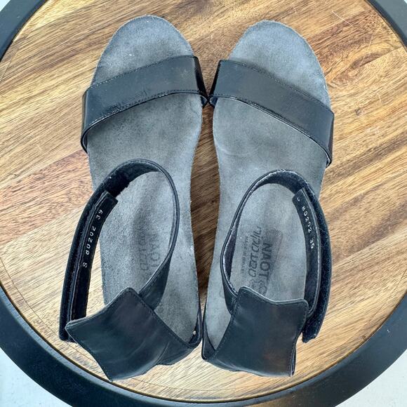 NAOT Pixie Black Leather Wedge Sandal Cork Sz EU 39 US 8.5 Adjust Strappy Ankle - Picture 9 of 11